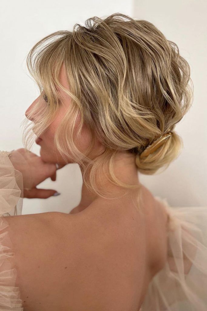 Well-Textured Low Bun 