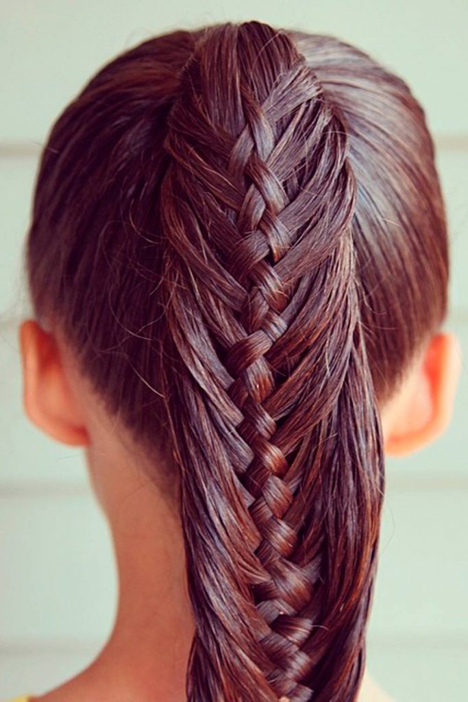 25 All-Time And Fun Fishbone Braids | LoveHairStyles.com