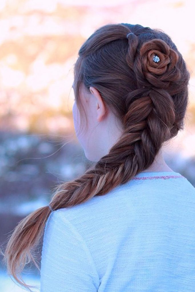 Fishtail With Roses