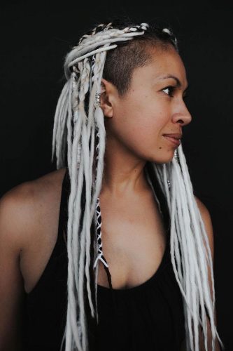 How To Wear Blonde Dreads With Style In 2025 Blonde Dreads Platinum Hair 333x500