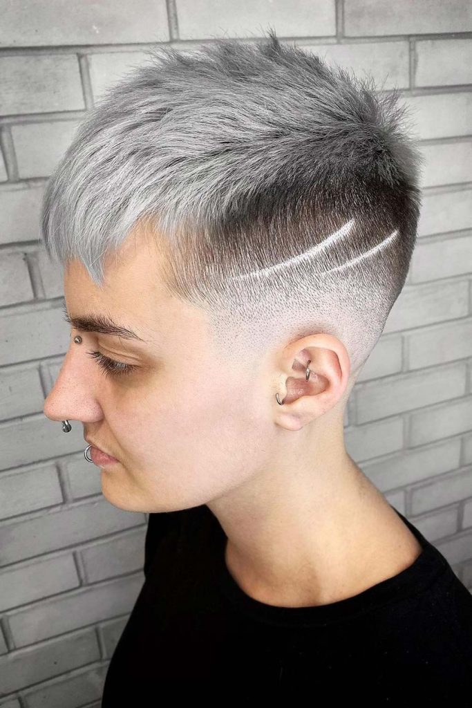 There is hardly a better way to create a high contrast and edgy hair look than by complementing it with a skin fade