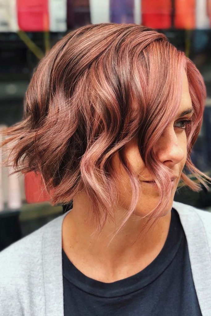 Deep Side Parted Short Bob