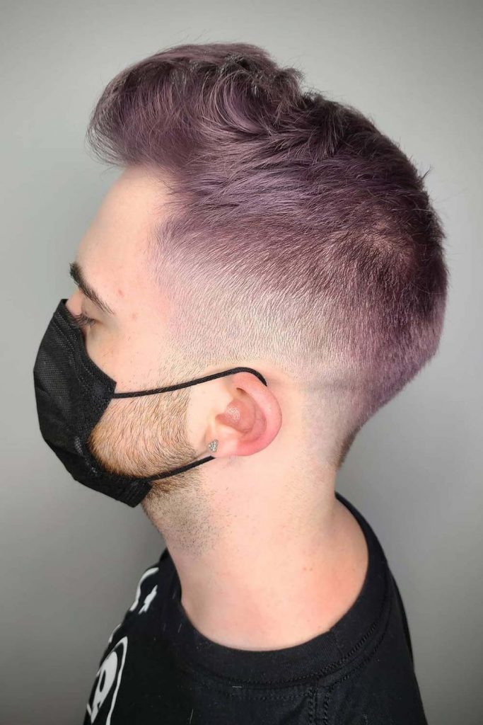 You may have heard that a mohawk fade haircut is unisex, and it is true. While ladies may prefer to leave the top longer, trendy gents would want to leave all the party to the front.