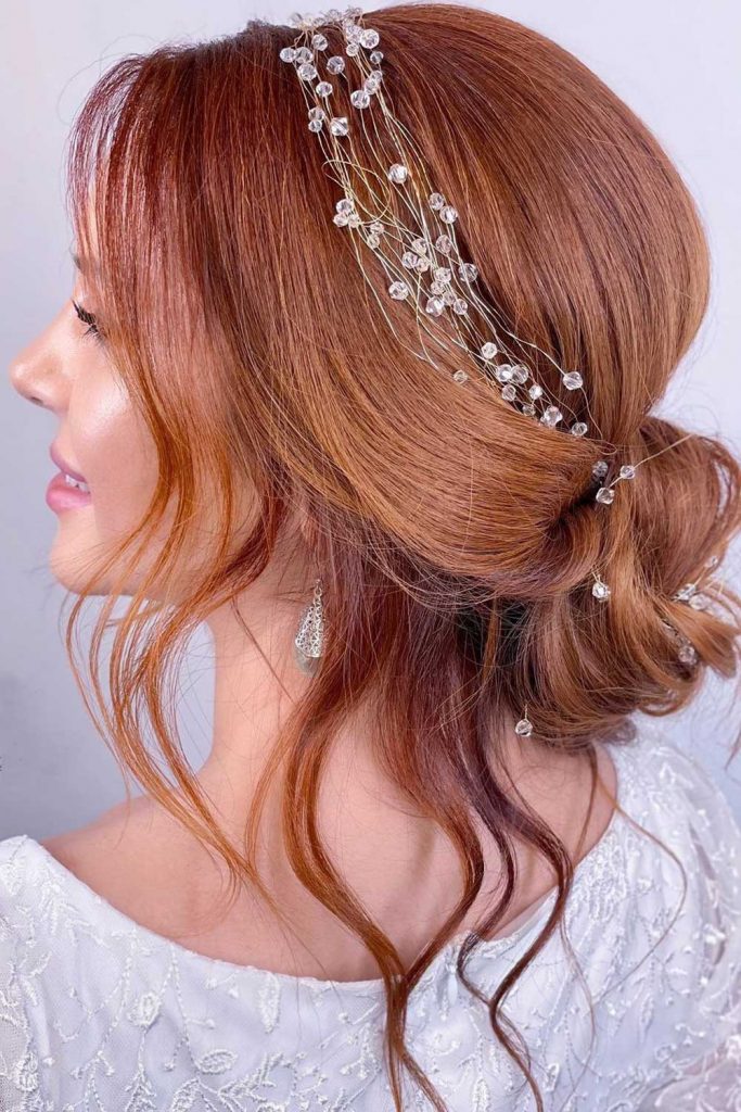 If you are going to have a bohemian style wedding, then hair vines should be your head piece of choice.