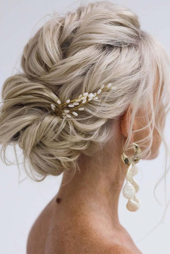 Wedding Hairstyles for Oval Head Shape