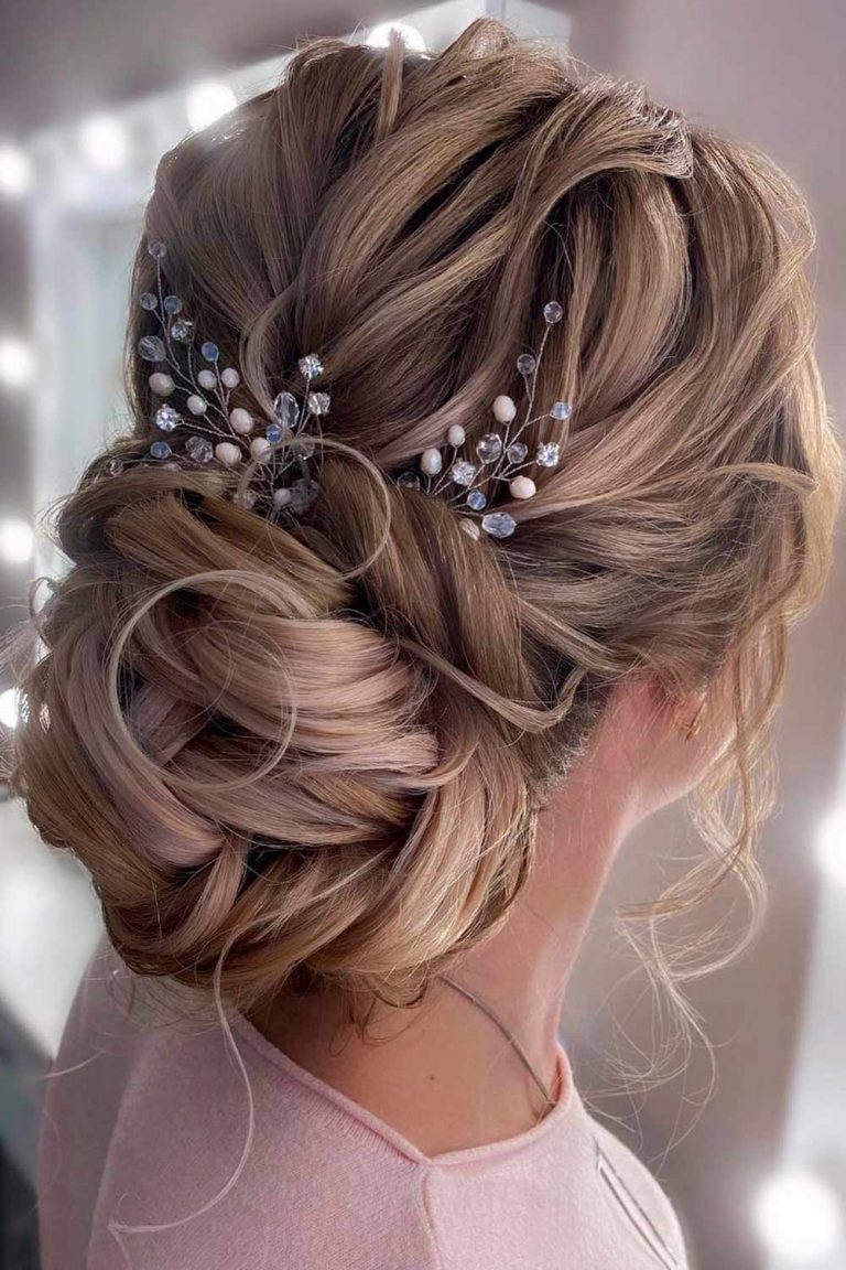 50 Mother Of The Bride Hairstyles For Glam Moms - Lovehairstyles