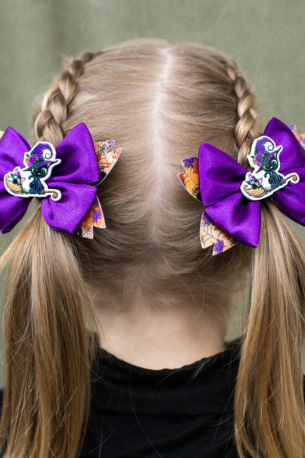 Hairstyles For Girls with Halloween Accessories