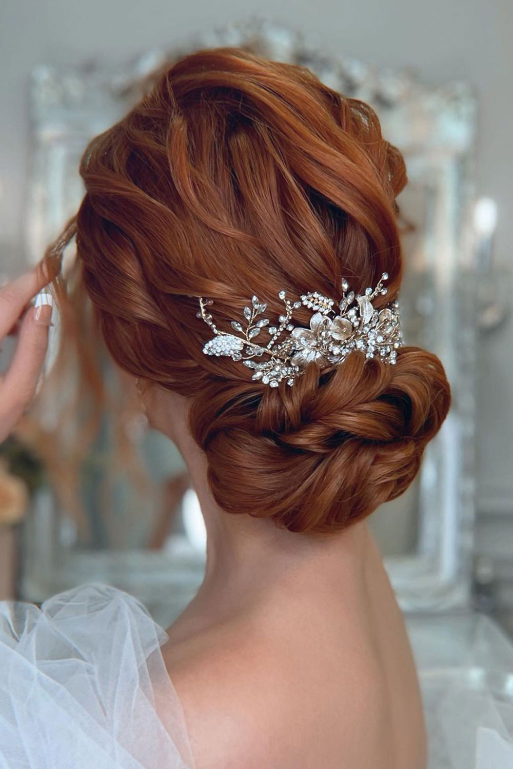 The 30 Best Wedding Bun Hairstyles | Wedding bun hairstyles, Wedding  hairstyles for medium hair, Wedding hairstyles updo
