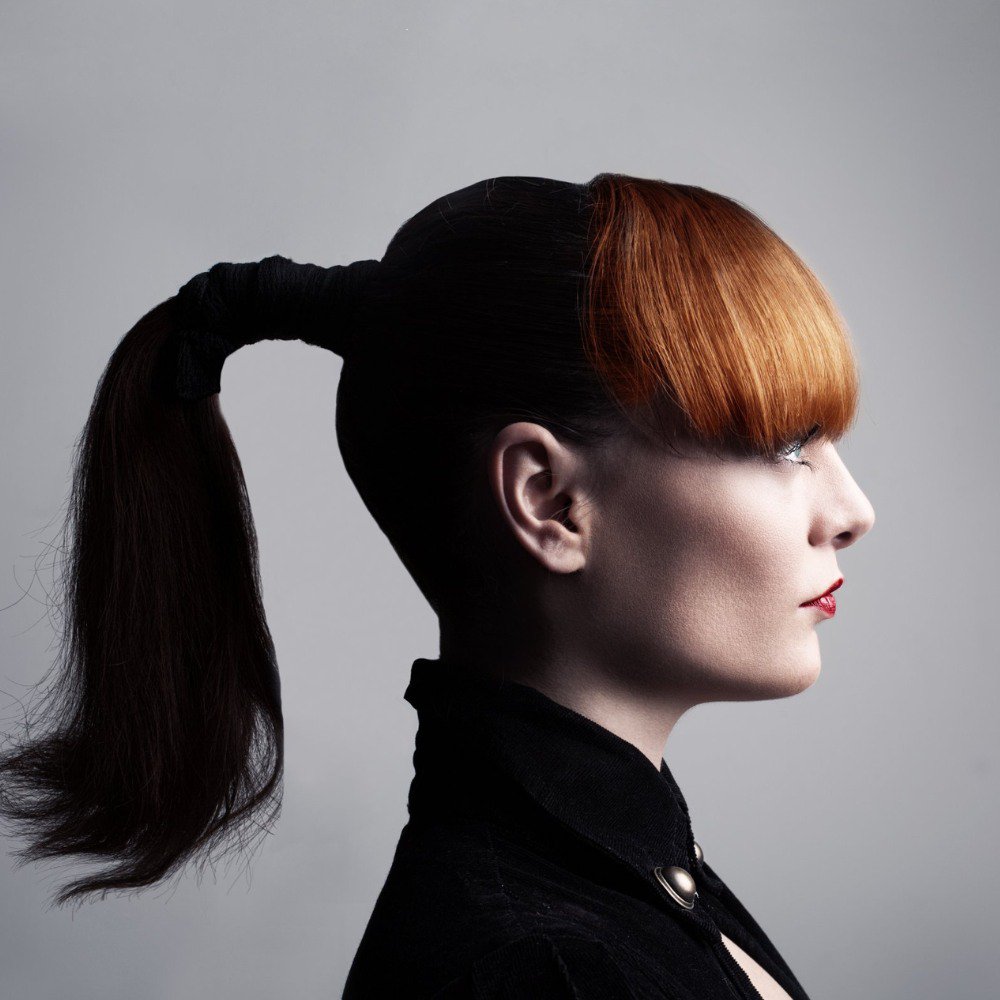 Сombine Blunt Cut Ponytail With Bangs