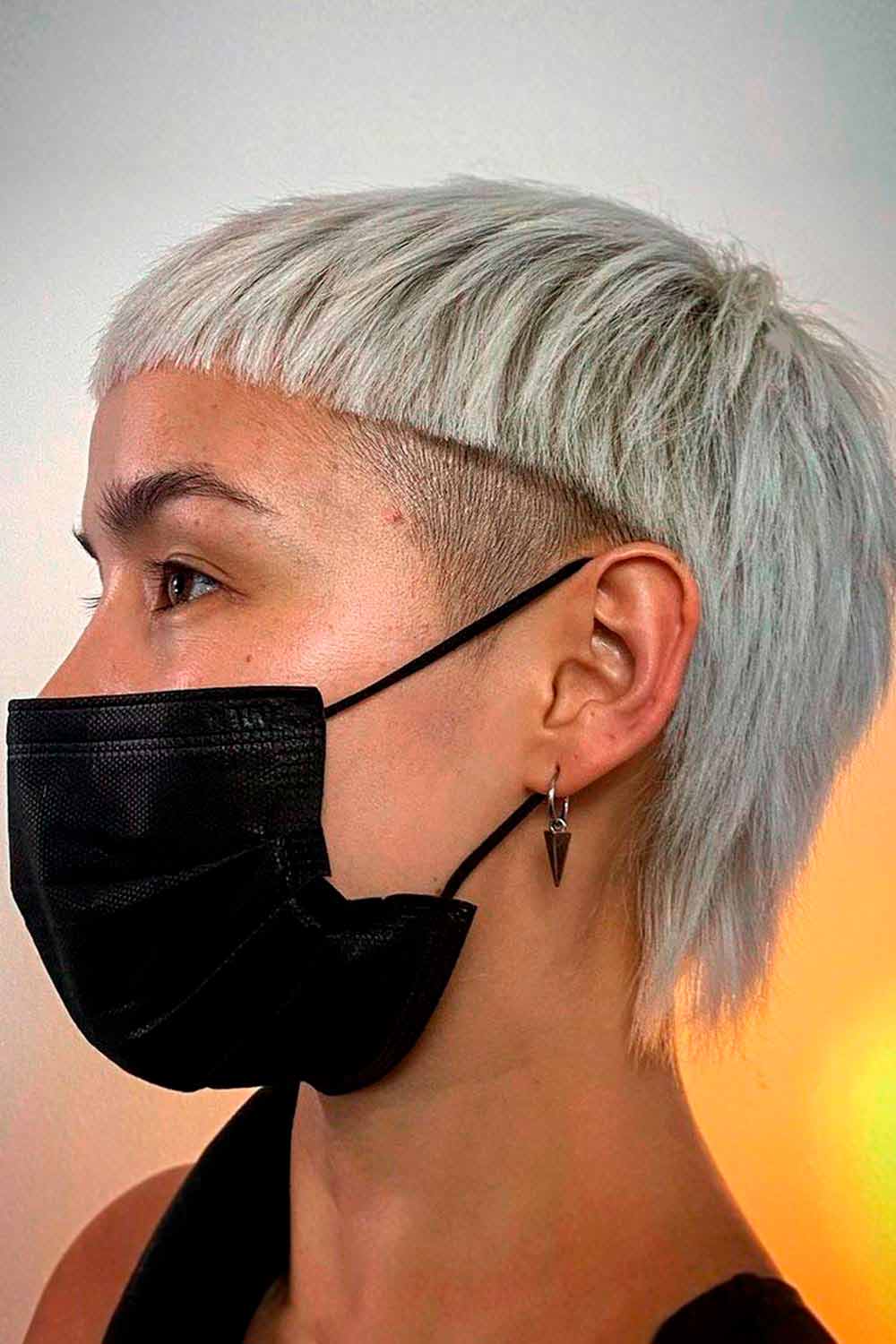Silver Mullet With an Undercut