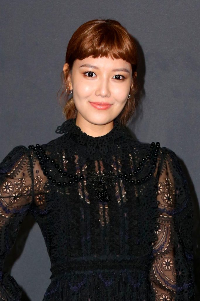 Korean Bangs Hairstyles You Could Totally Pull Off - Love Hairstyles