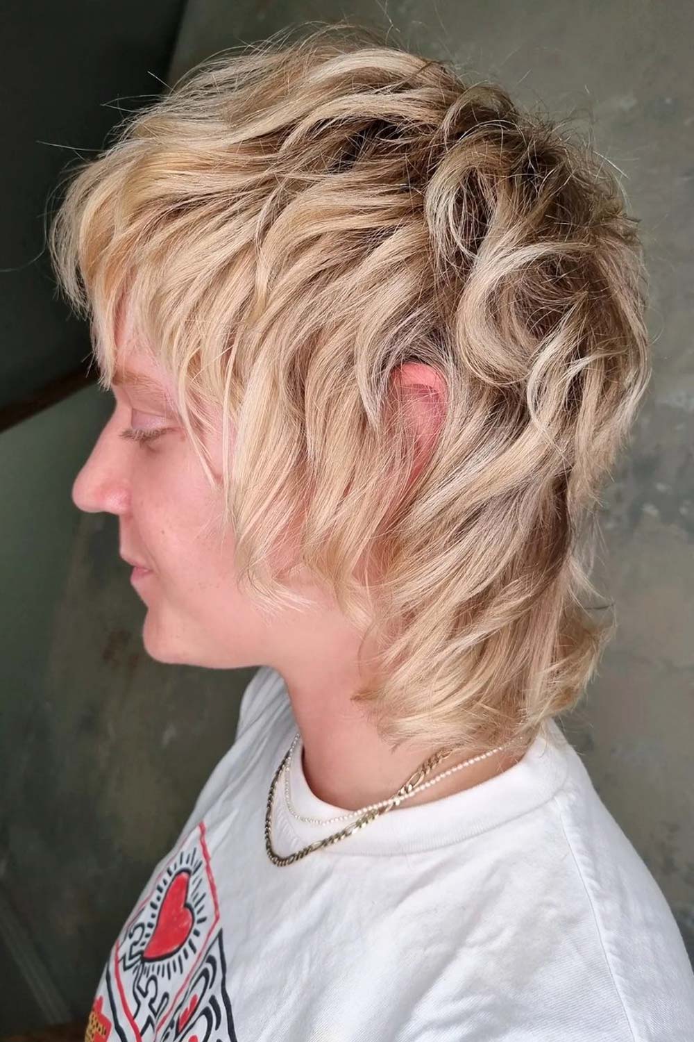 The Feathered Blonde Wolf Haircut