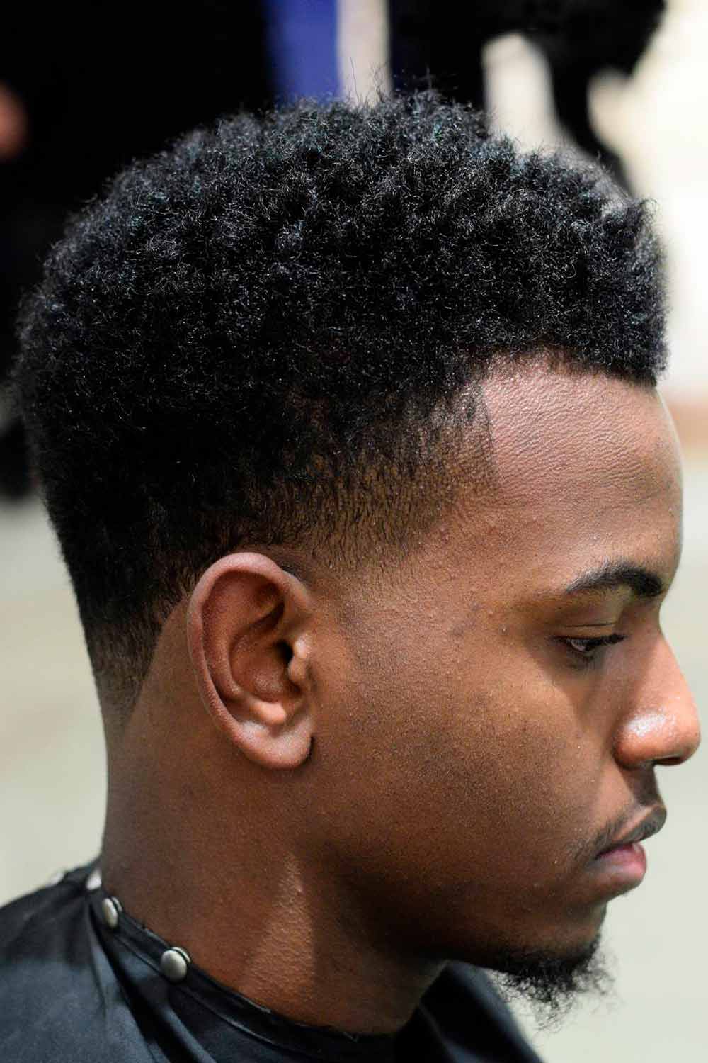 Low Fade Haircuts For Black Man #lowfadehaircut #lowfade #fadehaircuts