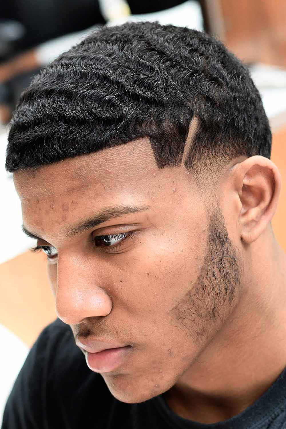 Low Fade Hairstyle For Black Man #lowfadehaircut #lowfade #fadehaircuts