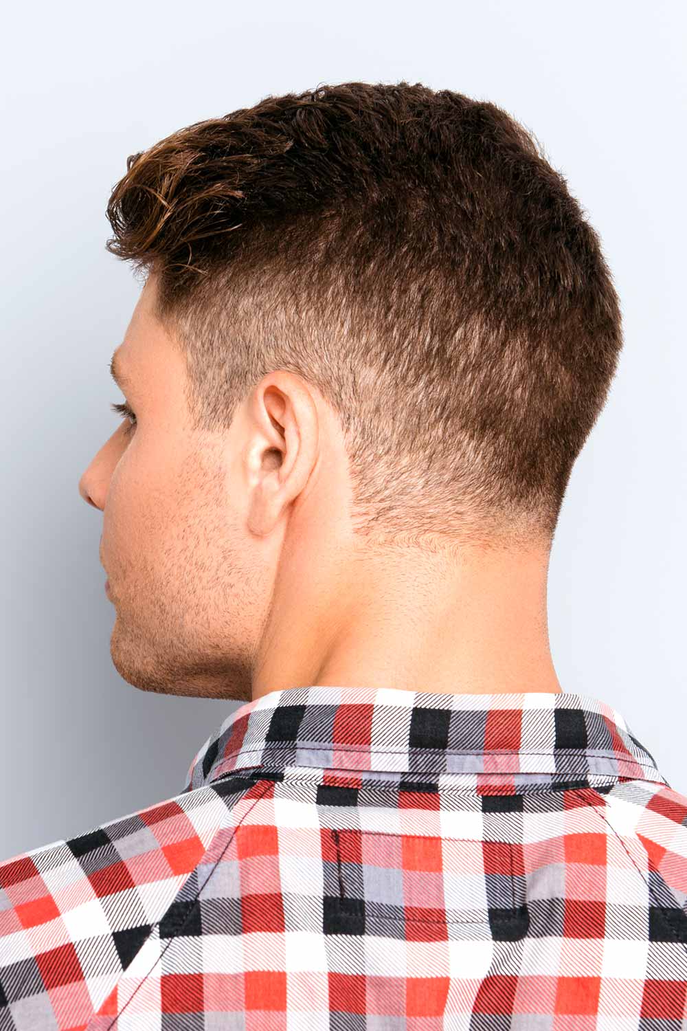 Taper Fade Haircut For Men #menshaircuttaper #menshair #menshaircut #menshairstyle