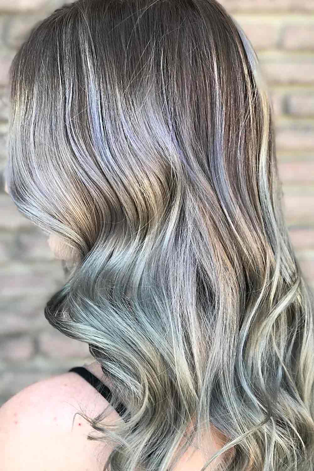 Silver Mushroom Blonde Tints Hairstyles #mushroomblonde #mushroomblondehair #blondehair