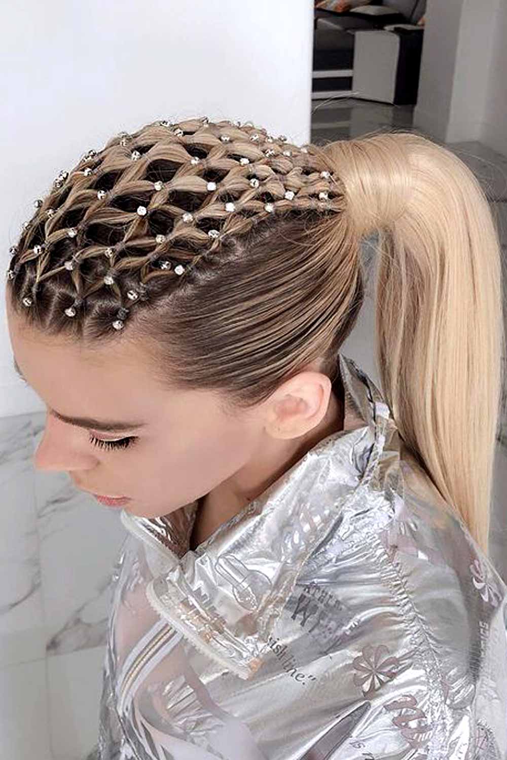 Criss Cross Rubber Band with Rhinestones Blonde #rubberbandhairstyles #naturalhairstyles #kidshairstyles