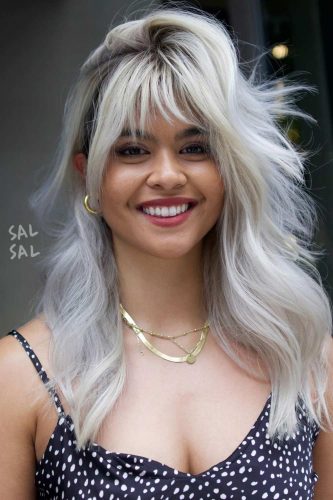 Cabello Largo Con Flequillo Tenue