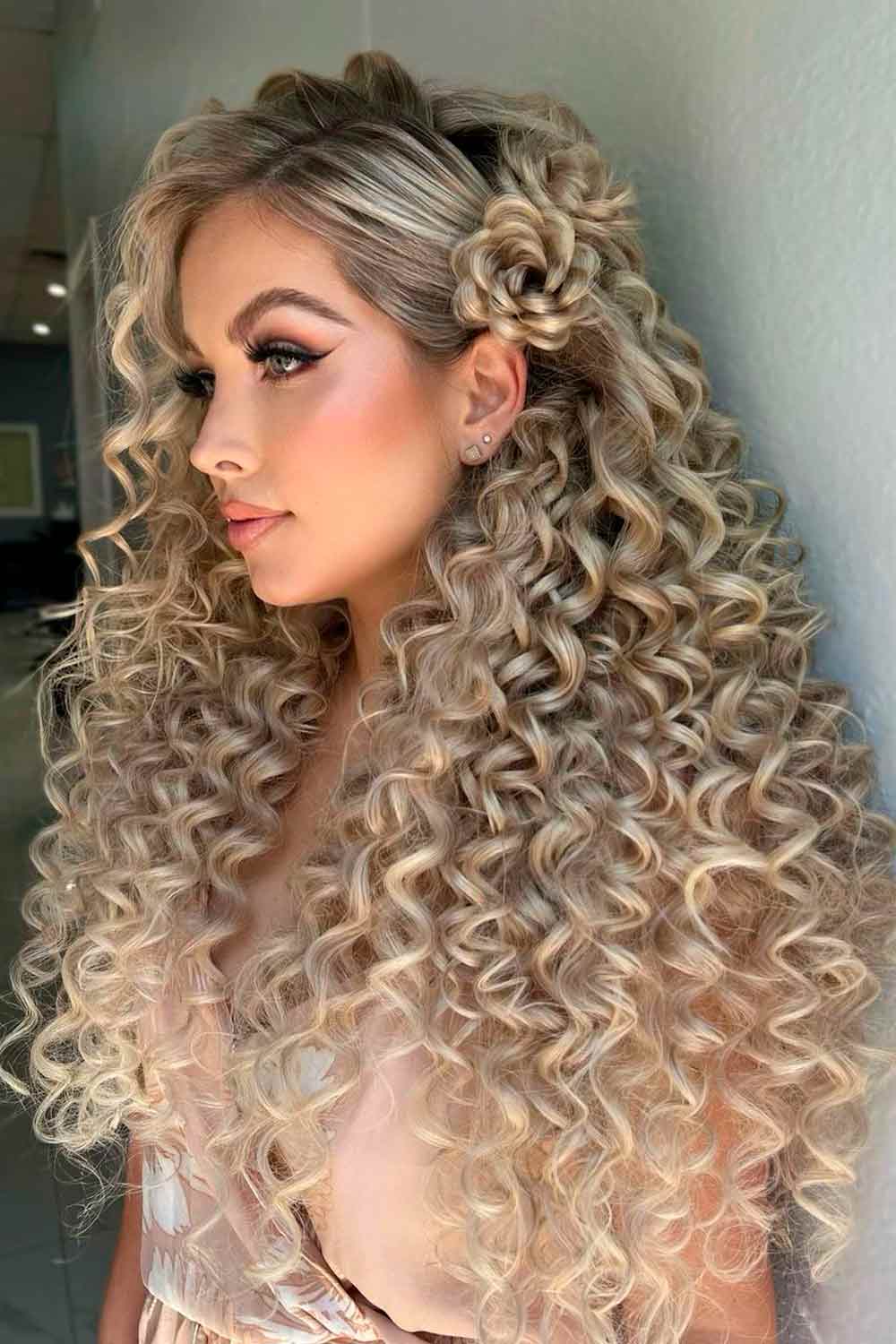 Prom Hairstyles With Floral Ringlets