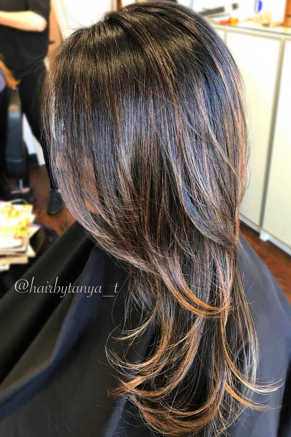 Brunettes Inspired Butterfly Cuts with Highlights