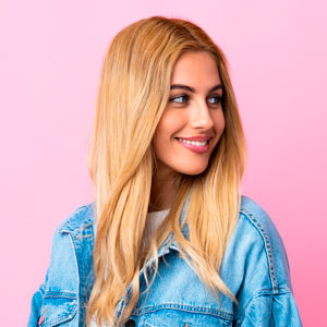 Trendy Blonde Hair Colors And Several Style Ideas To Try