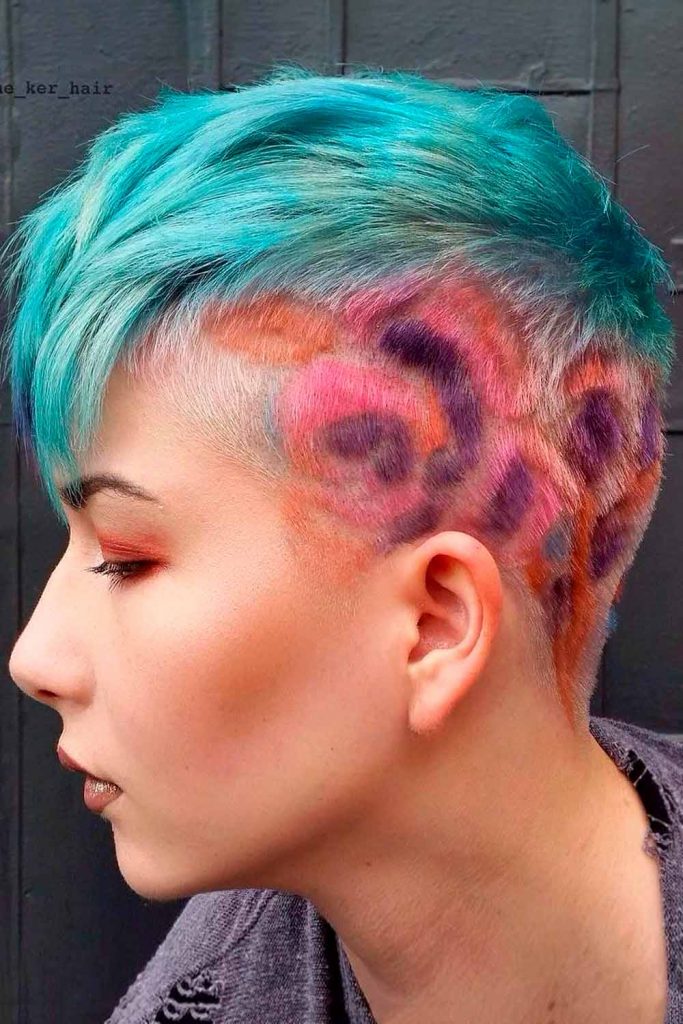 Androgynous Cut With Hair Tattoo #androgynoushaircuts #androgynoushairstyles