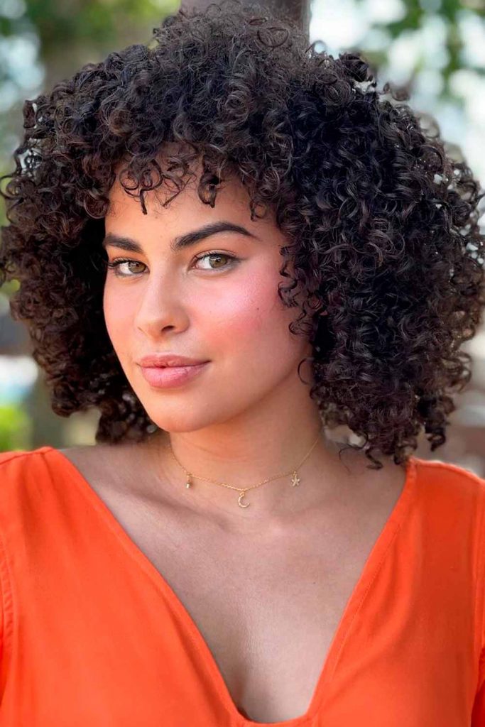 Short Curly Bob With Bangs #curlybob #haircuts #bobhaircuts #curlyhairstyles