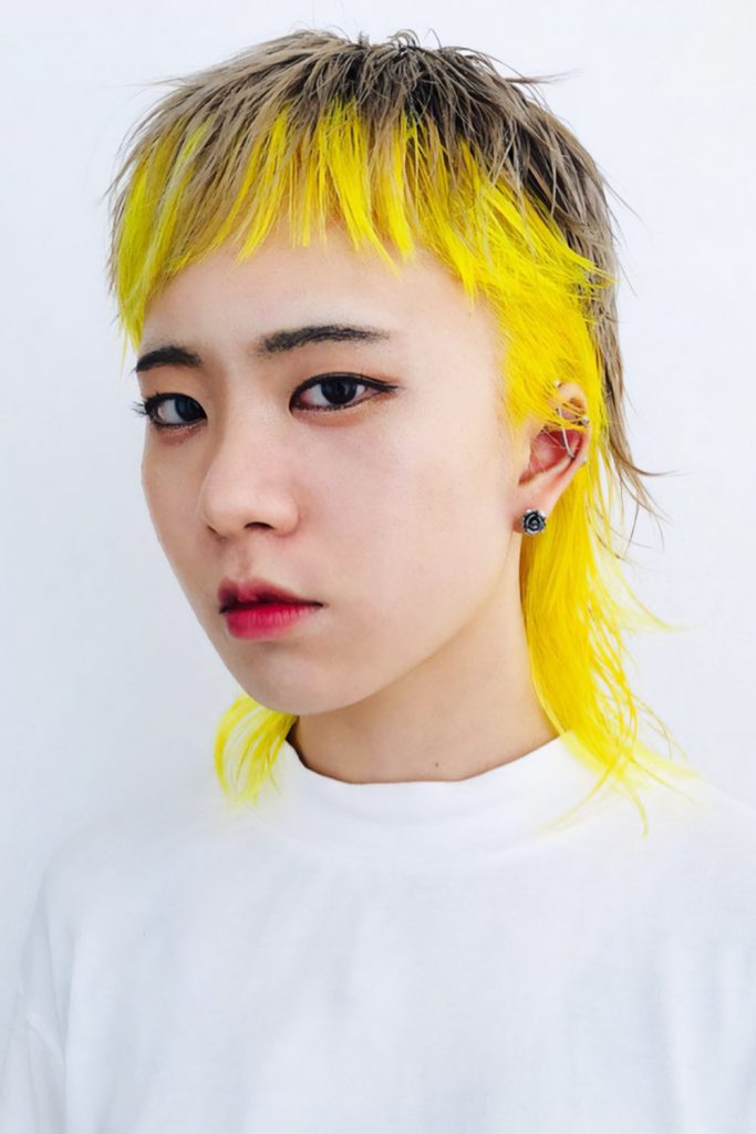 Mastering the Short Wolf Cut for Everyday Style