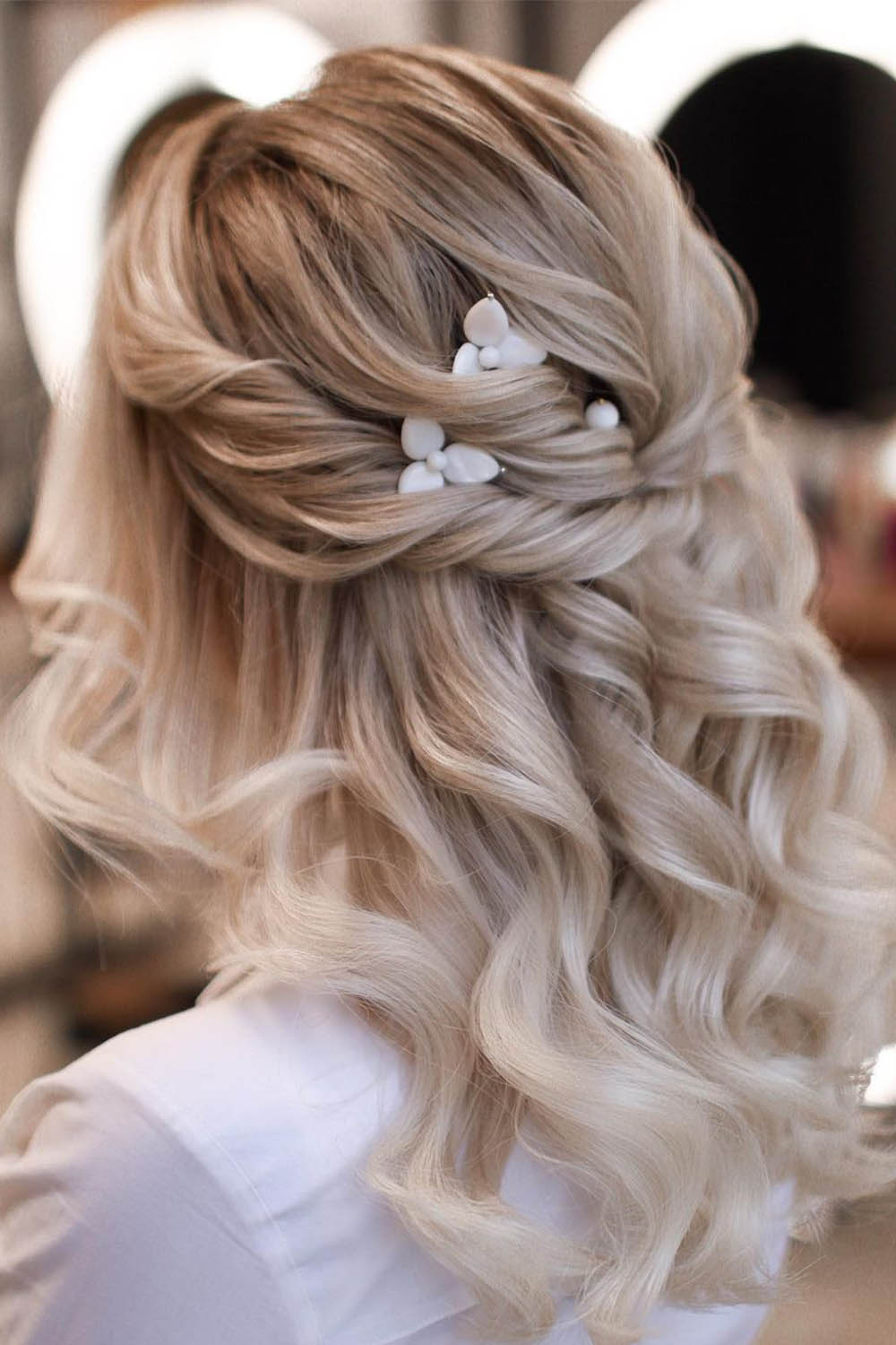 Curly Blonde Hair with Accessories