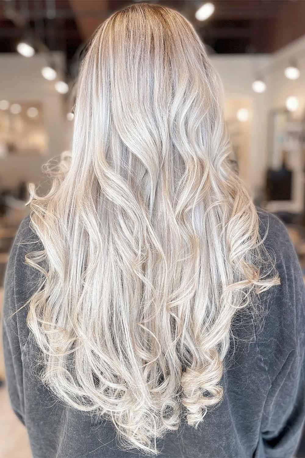 Chic Blonde With Highlights