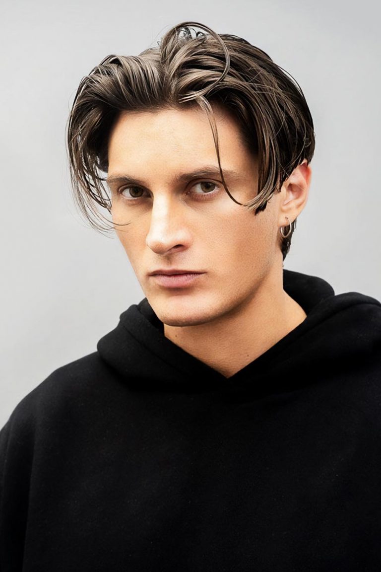25 Chic Flow Haircut for Men to Rock with Confidence