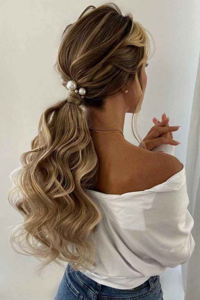 Textured Low Ponytail