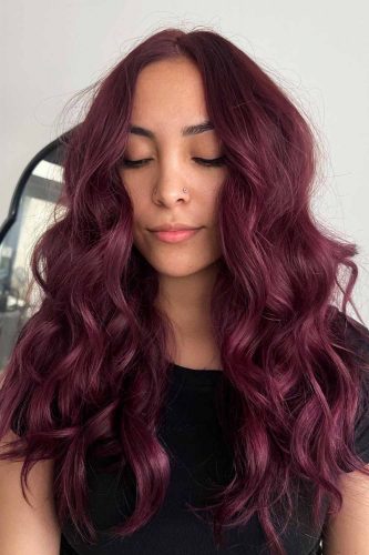 A Stylish Mahogany Hair Trend That You Should Try