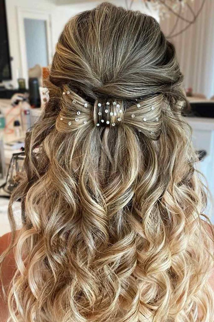 Bows Pearls and Curls #christmashairstyles #hairstyles