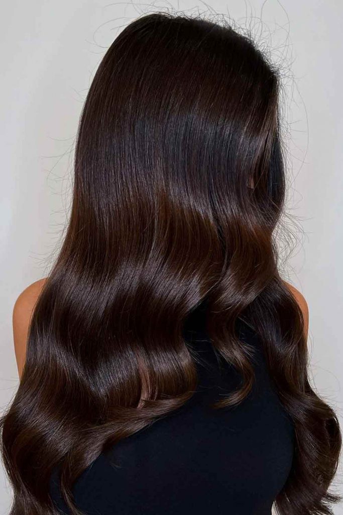 Dark Brown Hair Color for Winter #trendyhair #wintercolorshair #wintercolors