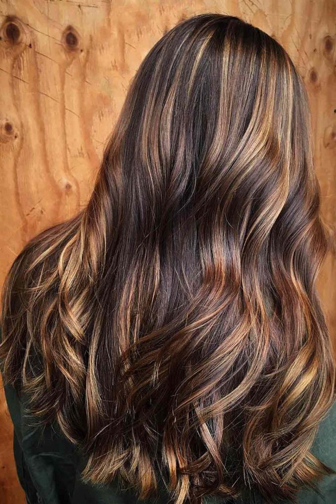 Bronze Caramel Highlights #caramelhaircolor #caramelhair #caramelcolor