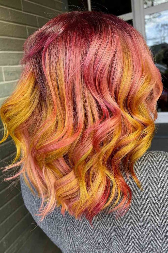Yellow and Red Highlights for Wavy Layered Cut