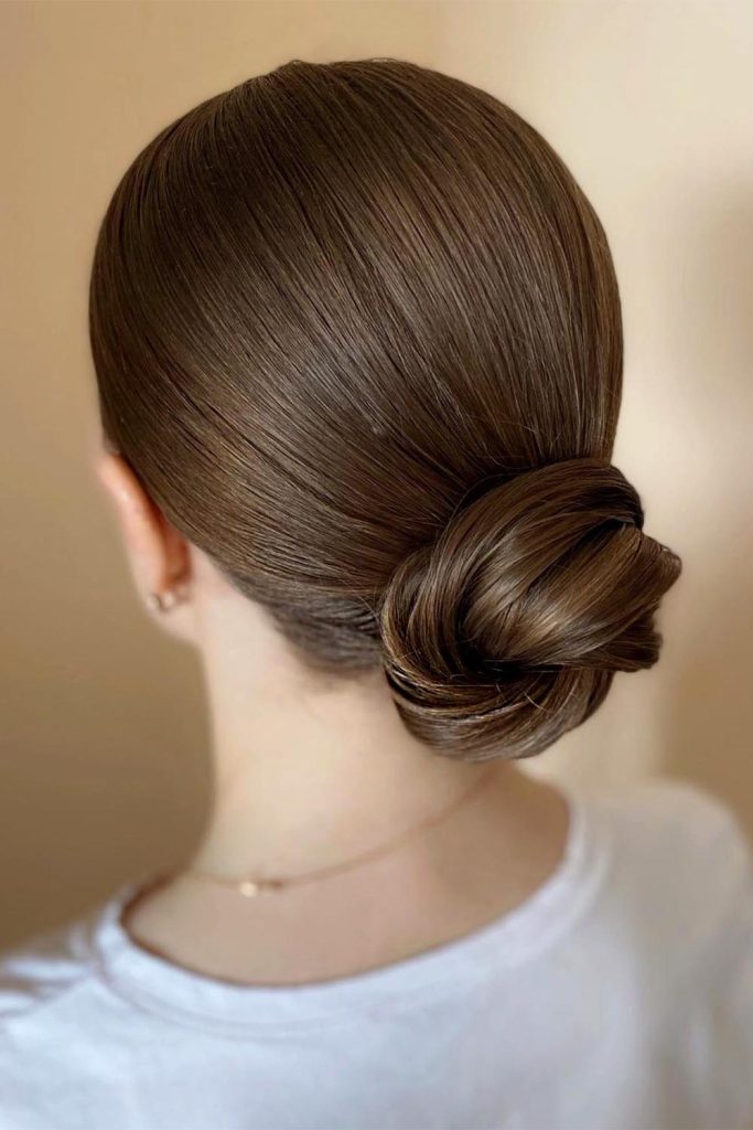 Five Minutes Sleek Updo for Busy Morning