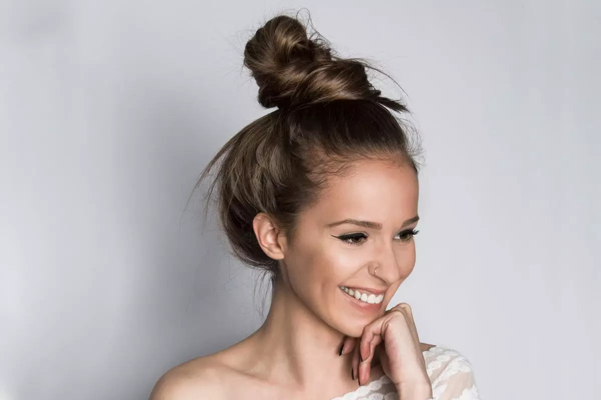 30+ Charming And Sexy Hair Updos For Every Woman