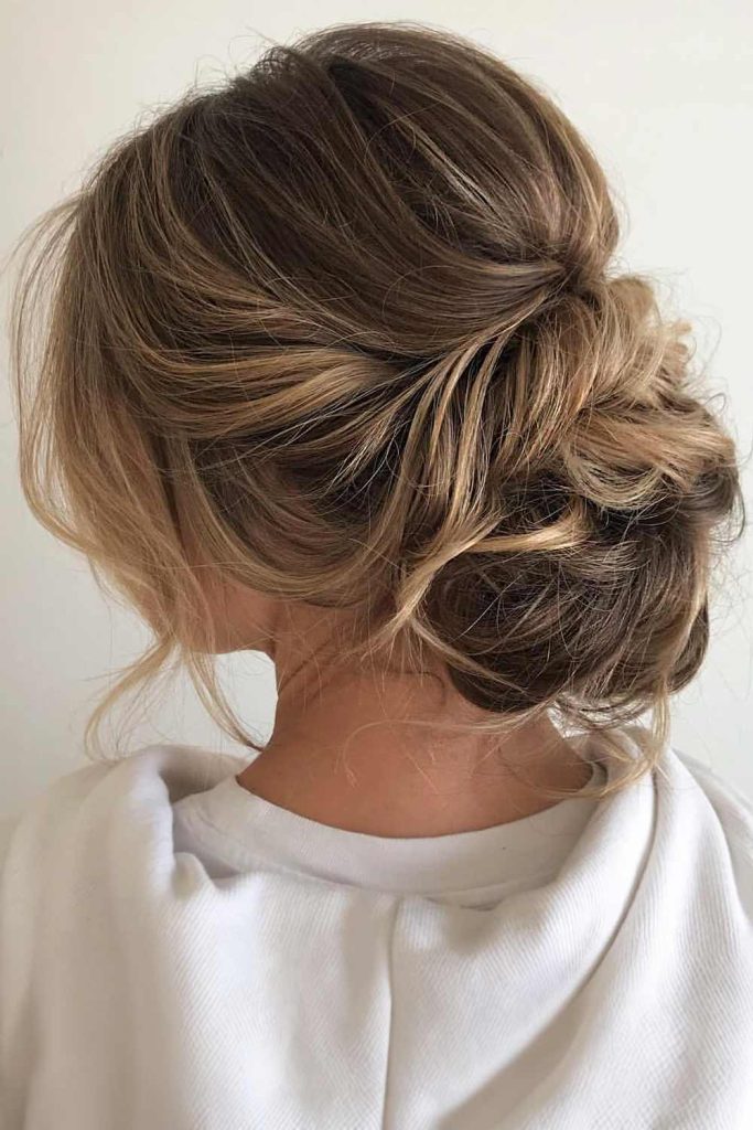 Twisted Updo for Thin Hair #updohairstyles #mediumhair