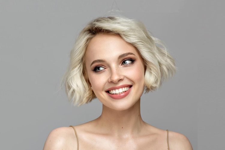 Lovely Short Hair Updos For Everyday Occasion